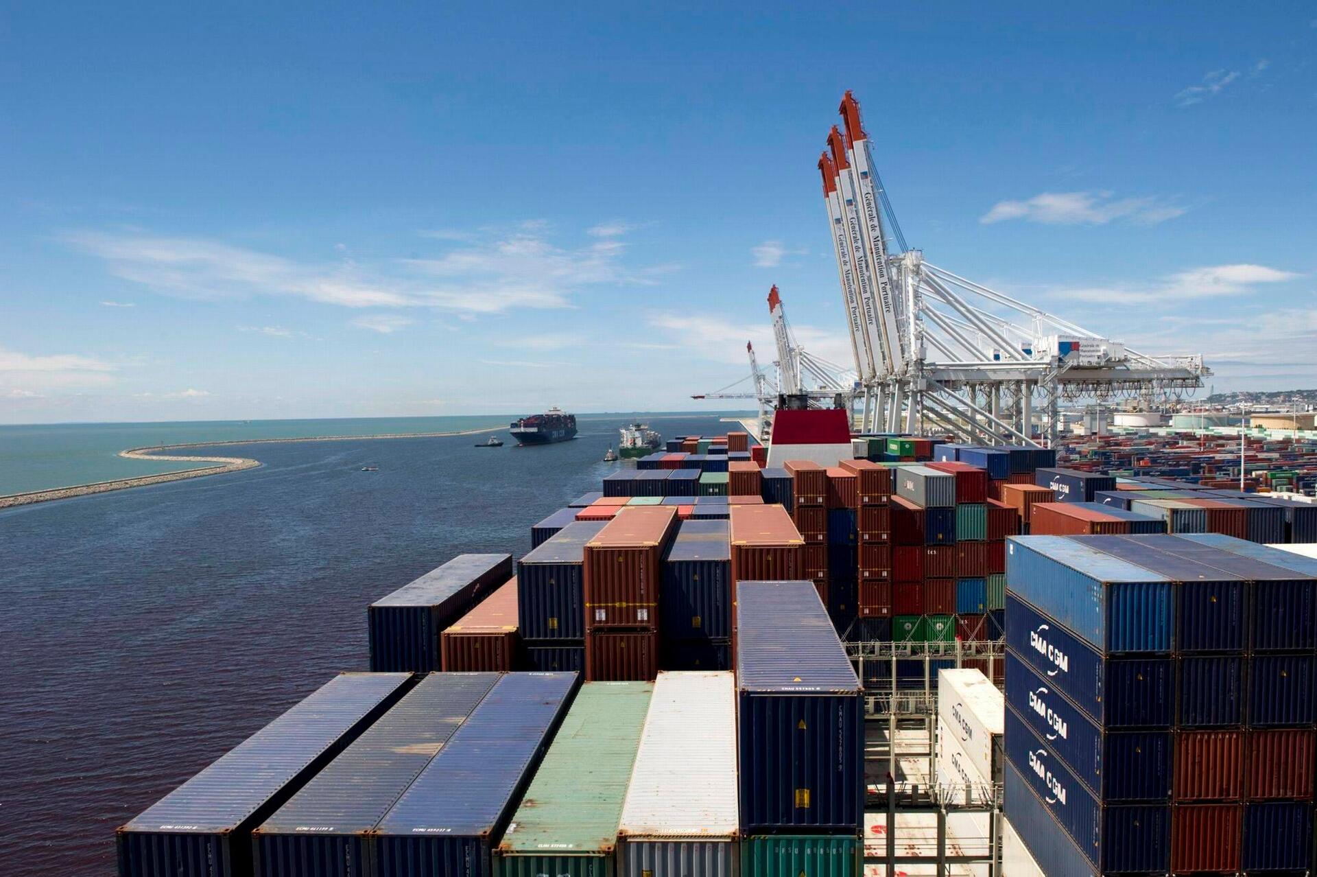 china-canada-sea-shipping