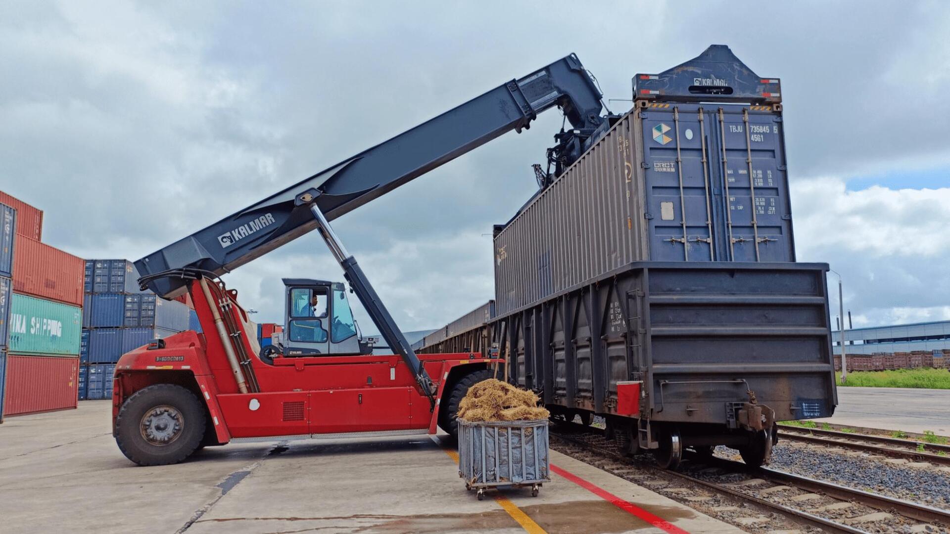 railway-transport-from-china-to-france