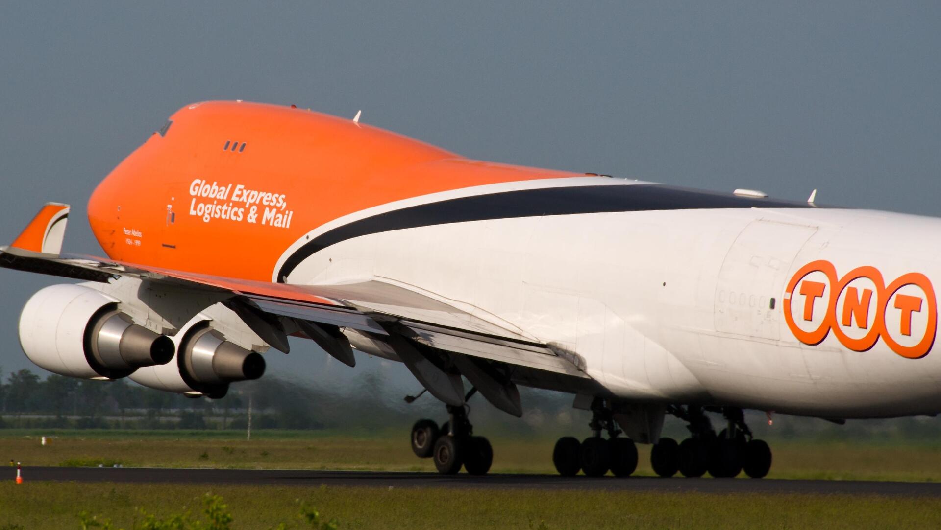 china-to-qatar-express