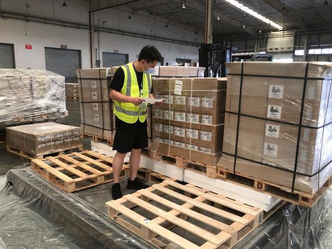 Overseas warehousing options