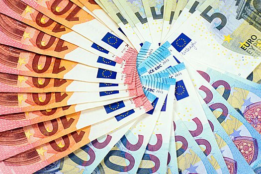 EU's New €2 Parcel Tax