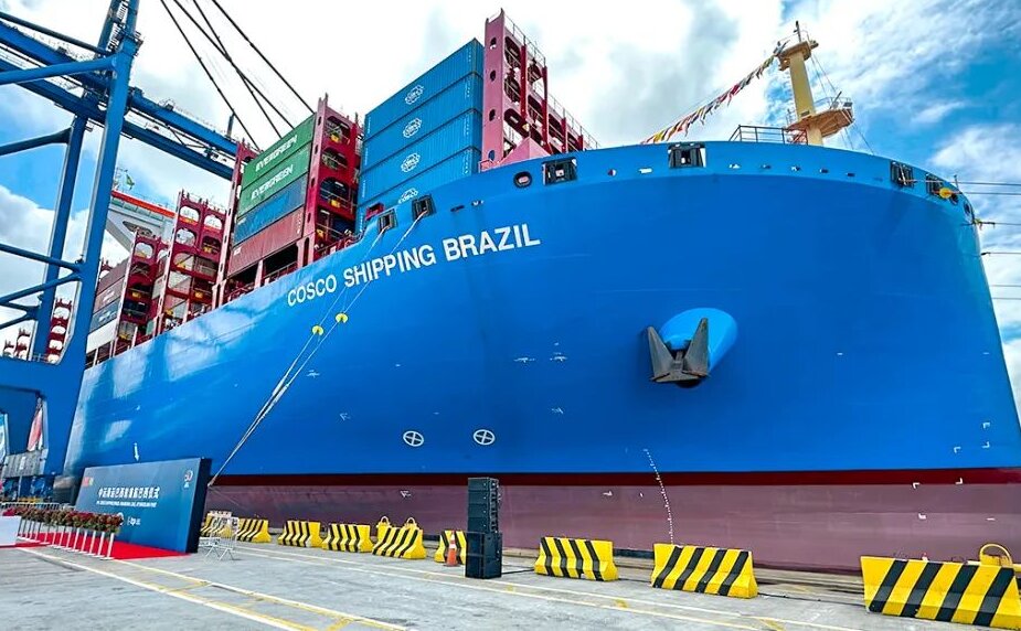 razil-bound pulp ships